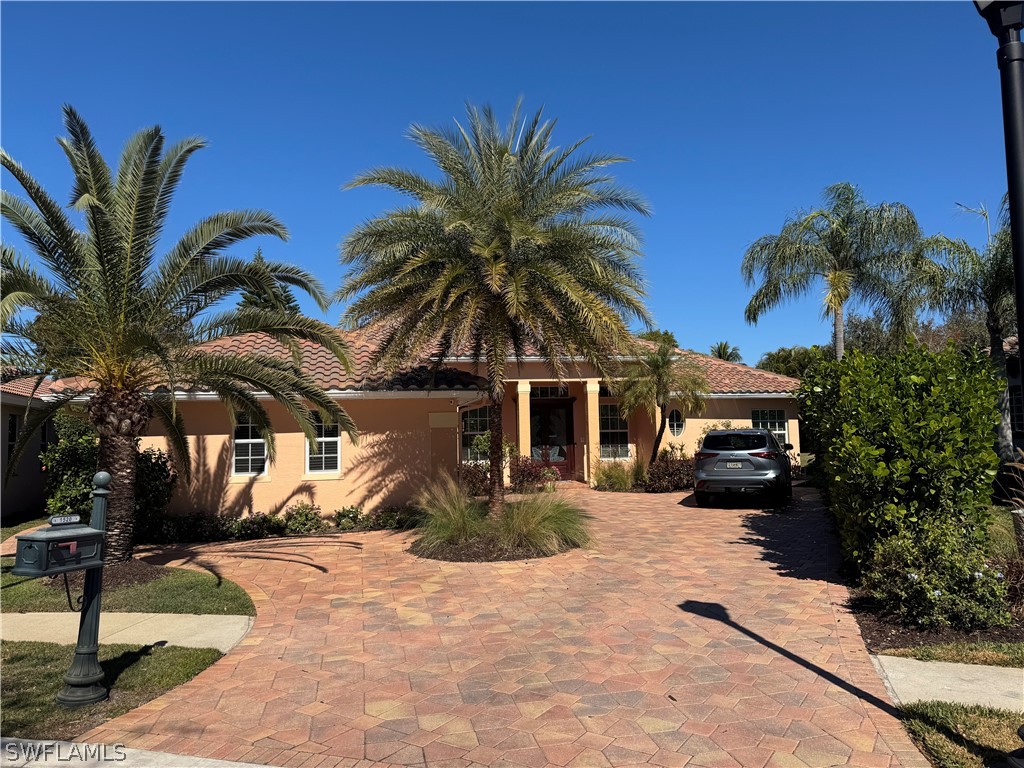 1520 Serenity Circle Naples FL 34110 226006265 image1