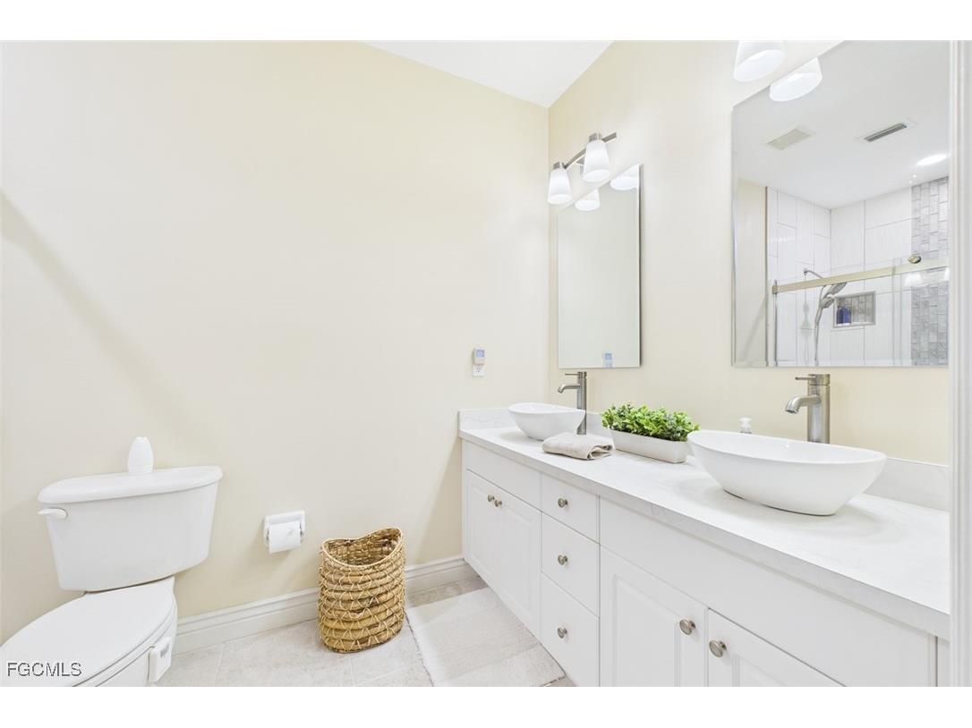 15200 Royal Windsor Lane #901 Fort Myers FL 33919 2025026129 image16