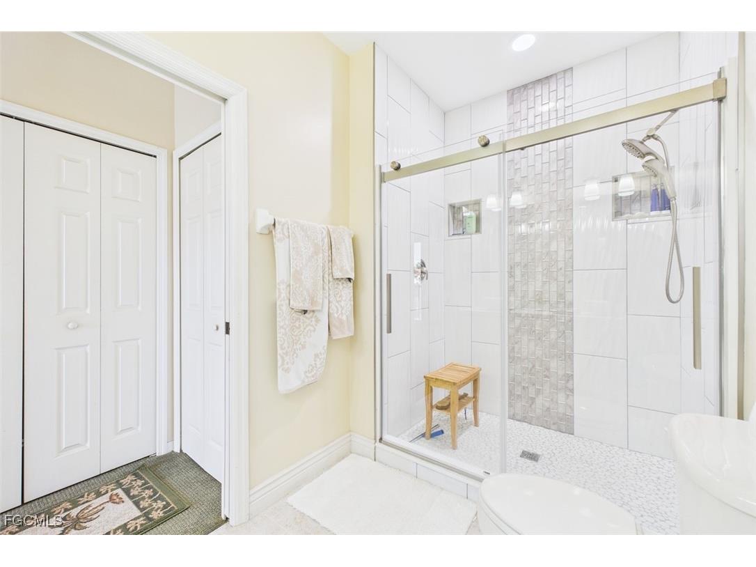 15200 Royal Windsor Lane #901 Fort Myers FL 33919 2025026129 image17