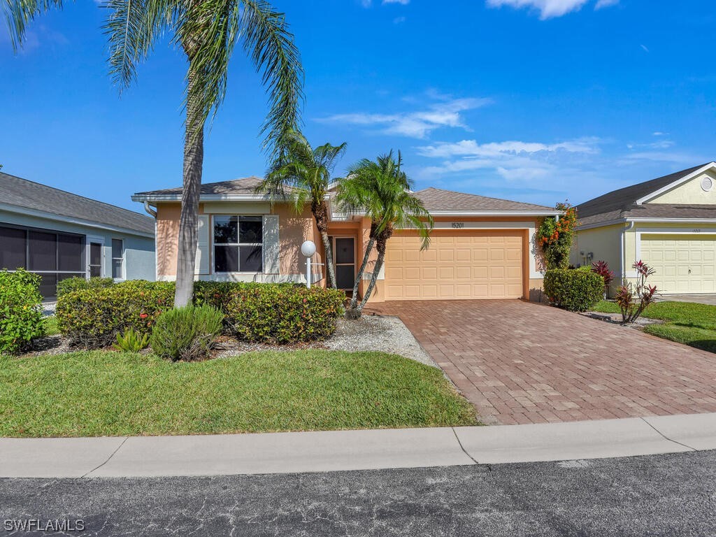 15201 Palm Isle Drive Fort Myers FL 33919 223030421 image1