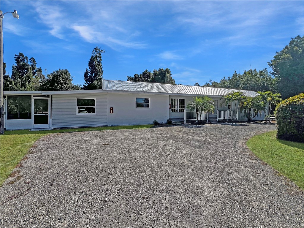 15206 Stringfellow Road #4 Bokeelia FL 33922 2025025516 image3