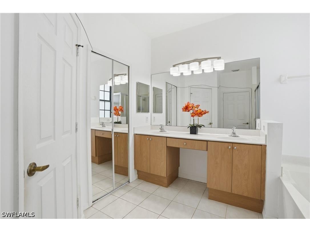 15208 Summit Place Circle Naples FL 34119 226019624 image9