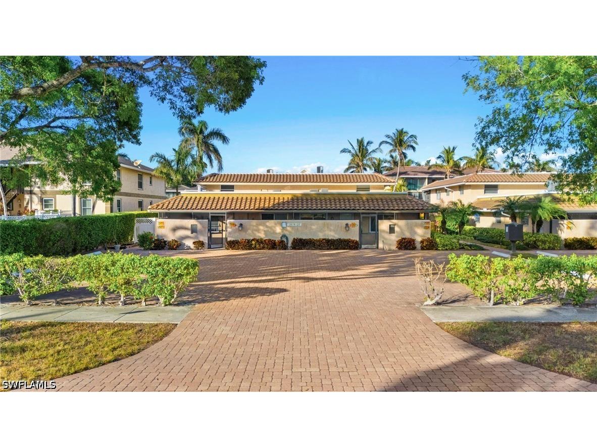 1521 Chesapeake Avenue #B2 Naples FL 34102 226022431 image21