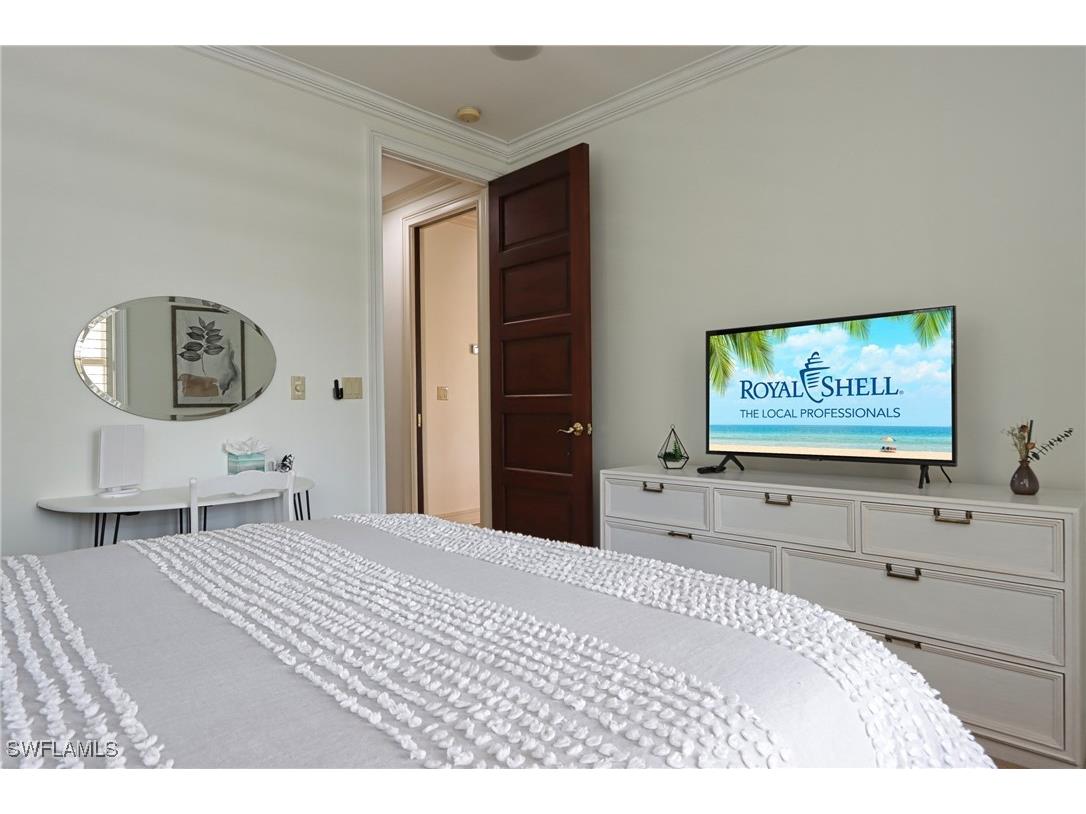 1521 Gordon River Lane Naples FL 34104 225072898 image19