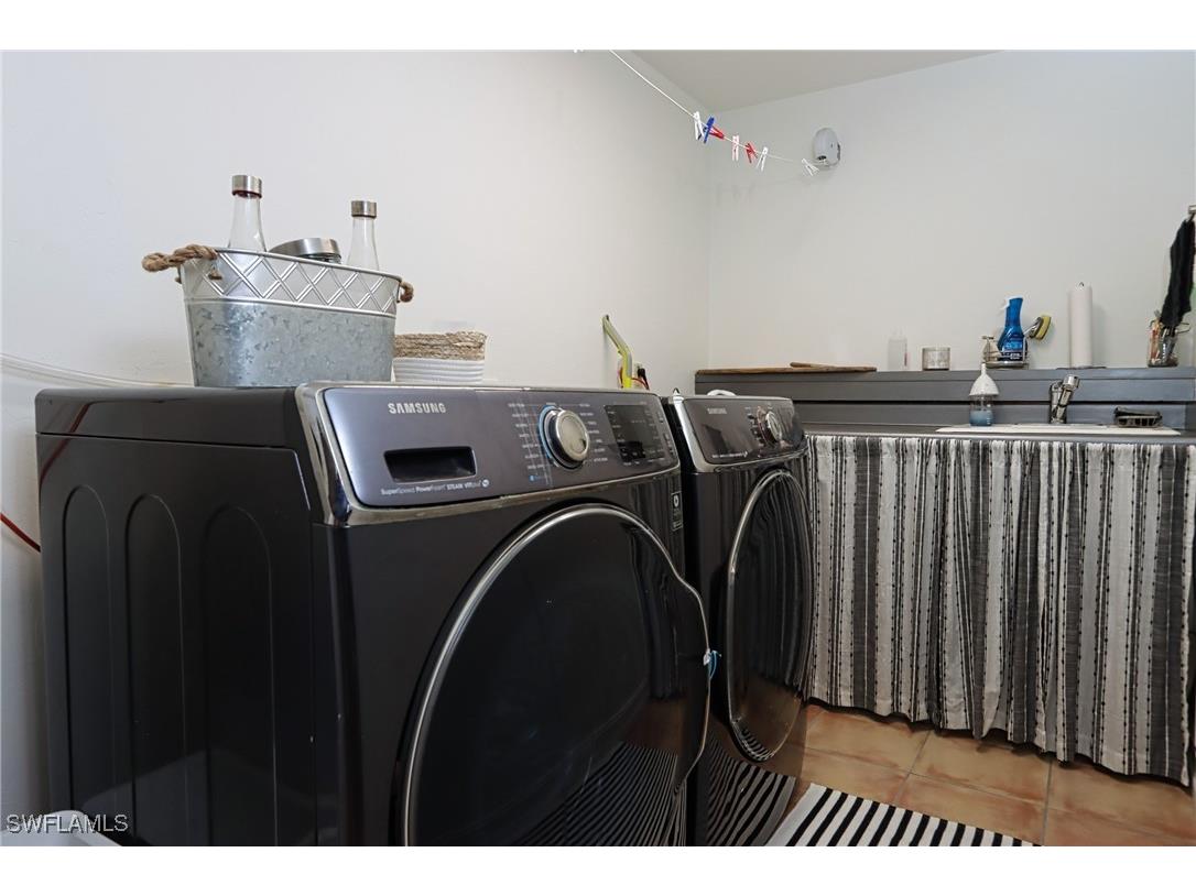 1521 Gordon River Lane Naples FL 34104 225072898 image30