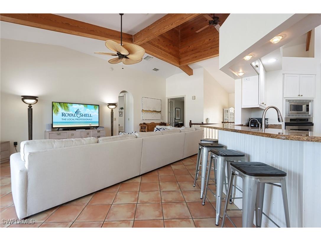 1521 Gordon River Lane Naples FL 34104 225072898 image6