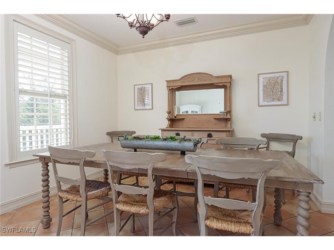 1521 Gordon River Lane Naples FL 34104 225072898 image8