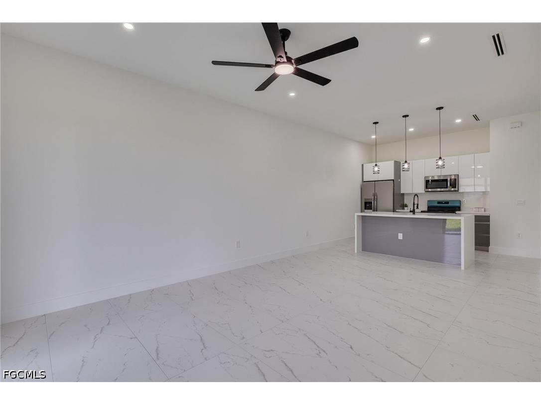 1521 Haviland Avenue S Lehigh Acres FL 33973 2026016922 image8