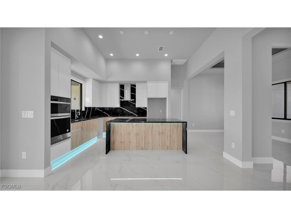 1521 NW 37th Avenue Cape Coral FL 33993 2025023032 image14