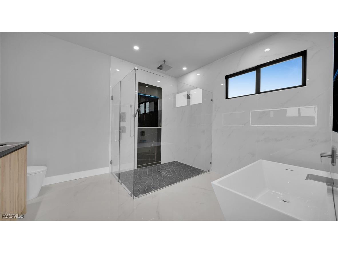 1521 NW 37th Avenue Cape Coral FL 33993 2025023032 image17