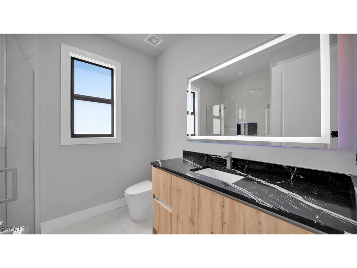 1521 NW 37th Avenue Cape Coral FL 33993 2025023032 image24