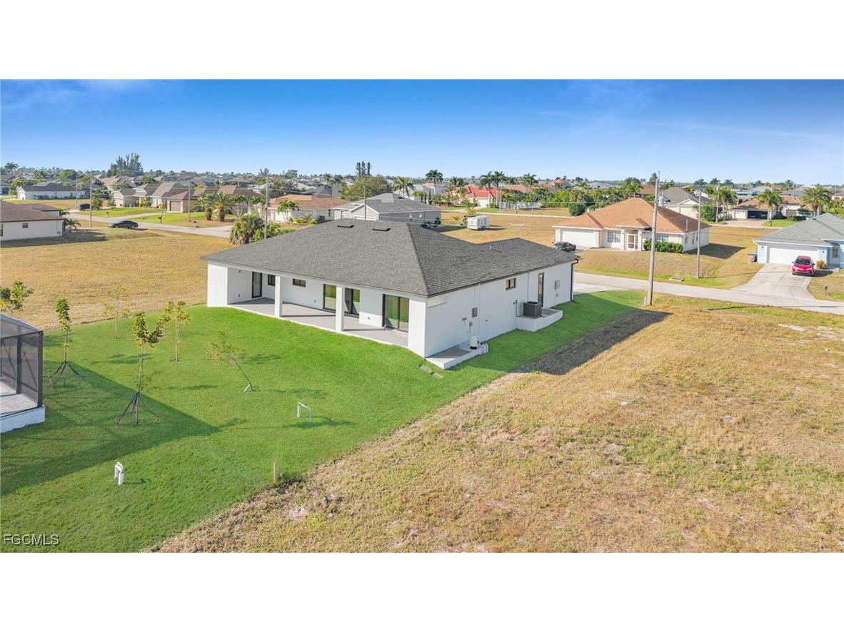 1521 NW 37th Avenue Cape Coral FL 33993 2025023032 image36