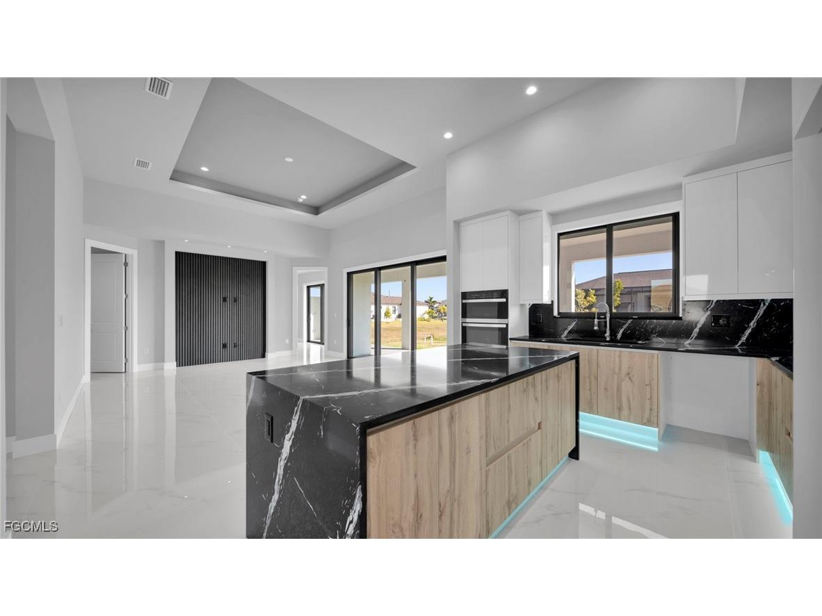 1521 NW 37th Avenue Cape Coral FL 33993 2025023032 image4