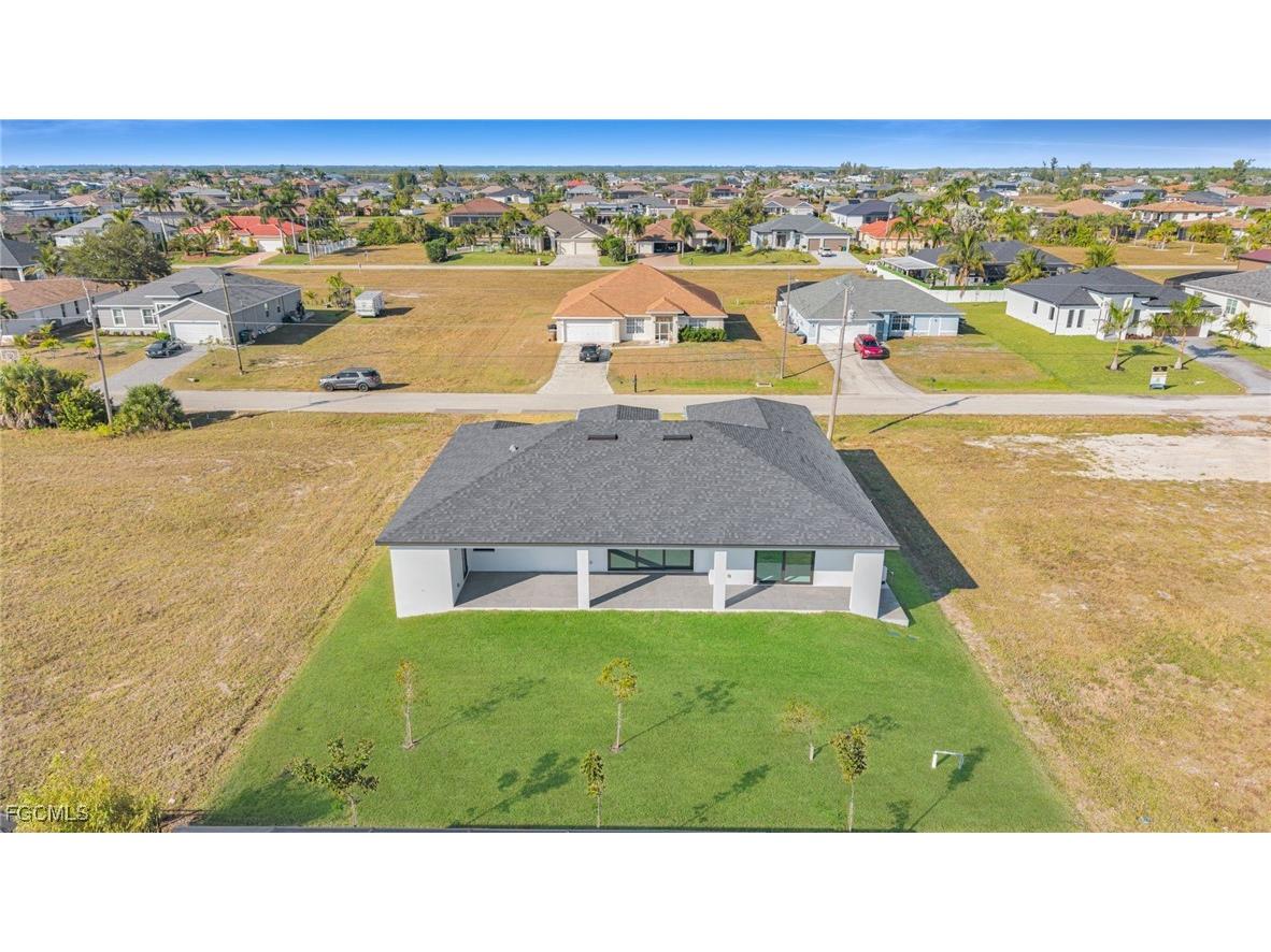 1521 NW 37th Avenue Cape Coral FL 33993 2025023032 image40