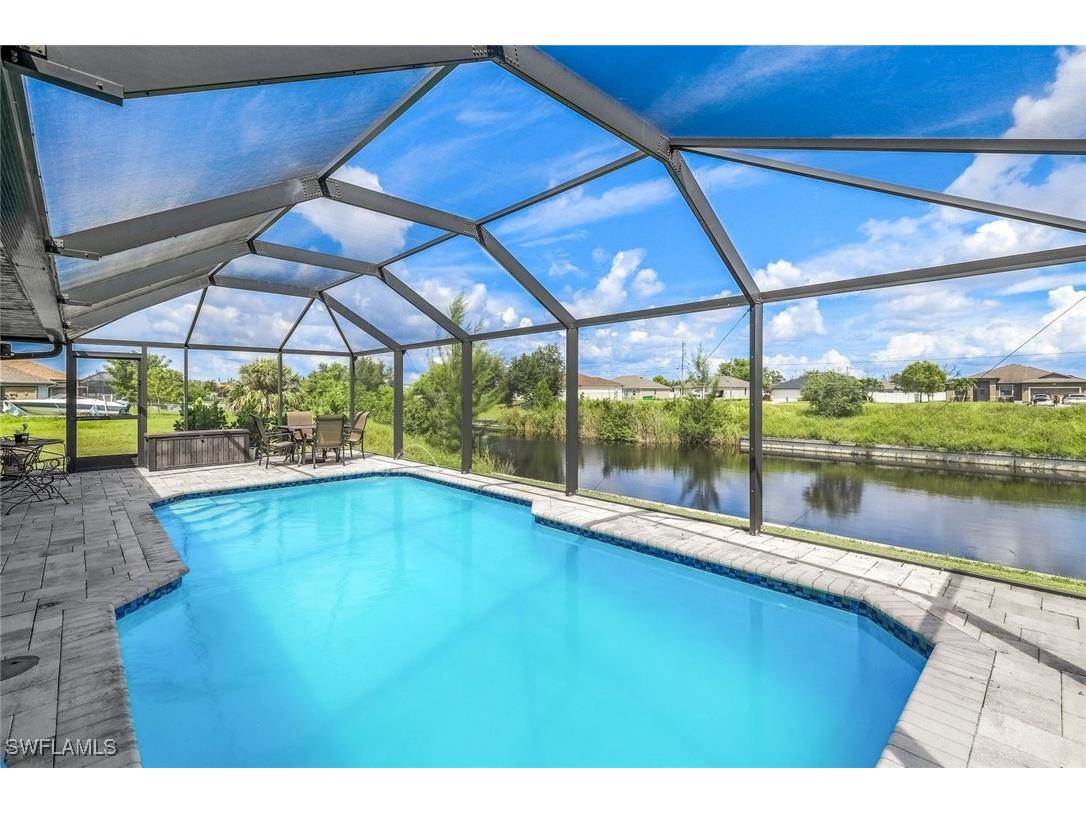 1521 SW 17th Place Cape Coral FL 33991 224075473 image1