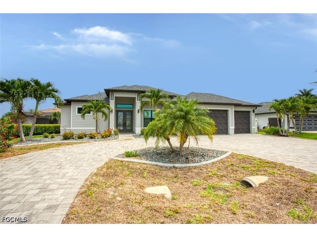 1521 SW 43rd Lane Cape Coral FL 33914 2026025865 image1