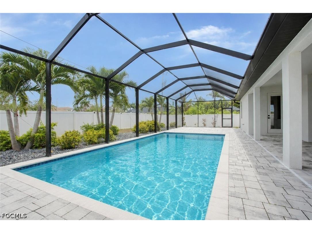 1521 SW 43rd Lane Cape Coral FL 33914 2026025865 image2