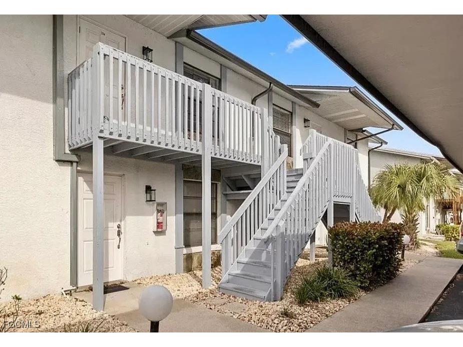 1521 SW 47th Terrace #204 Cape Coral FL 33914 2025022628 image1