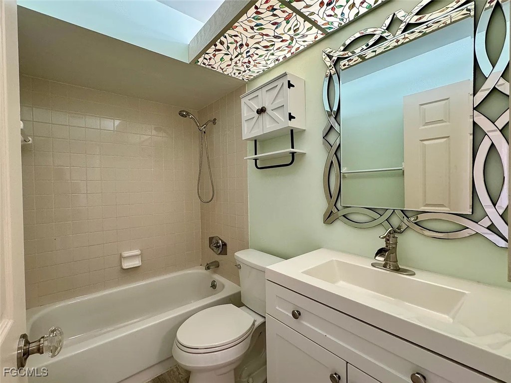 1521 SW 47th Terrace #204 Cape Coral FL 33914 2025022628 image9