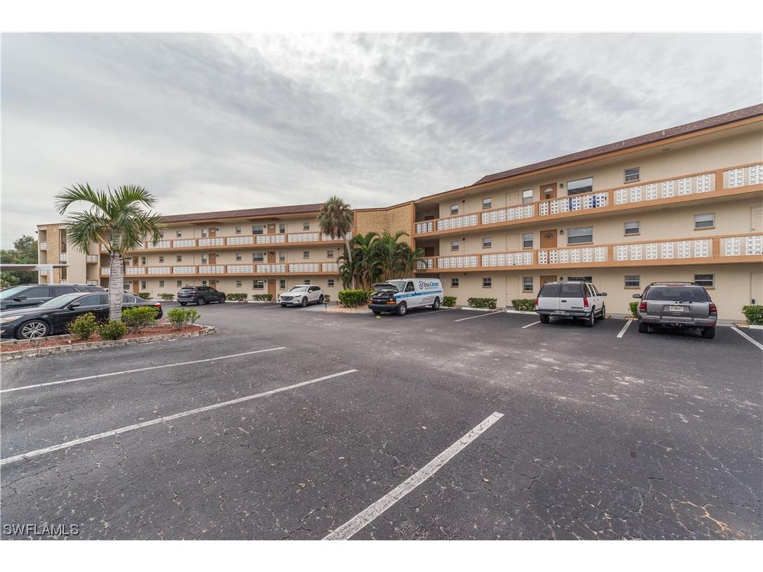 1521 Tropic Terrace North Fort Myers FL 33903 222045579 image2