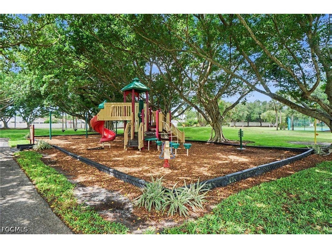 15212 Palm Isle Drive Fort Myers FL 33919 2026022712 image34