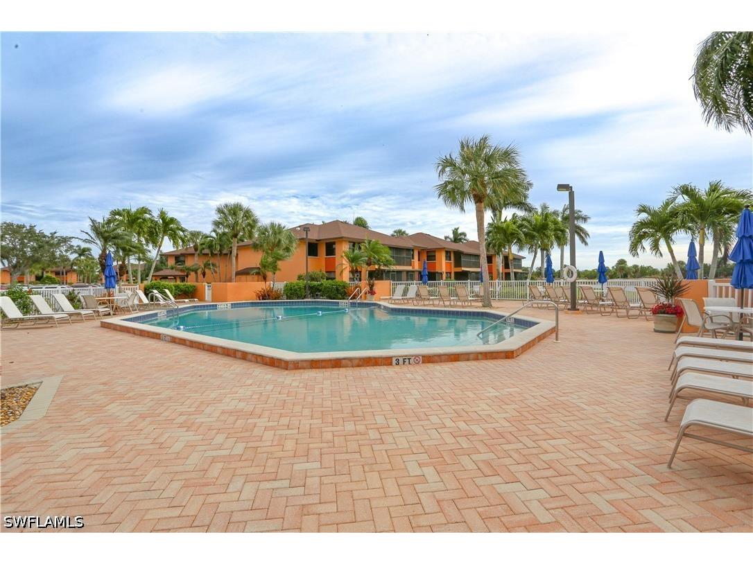 1522 Mainsail Drive #2 Naples FL 34114 226024275 image2