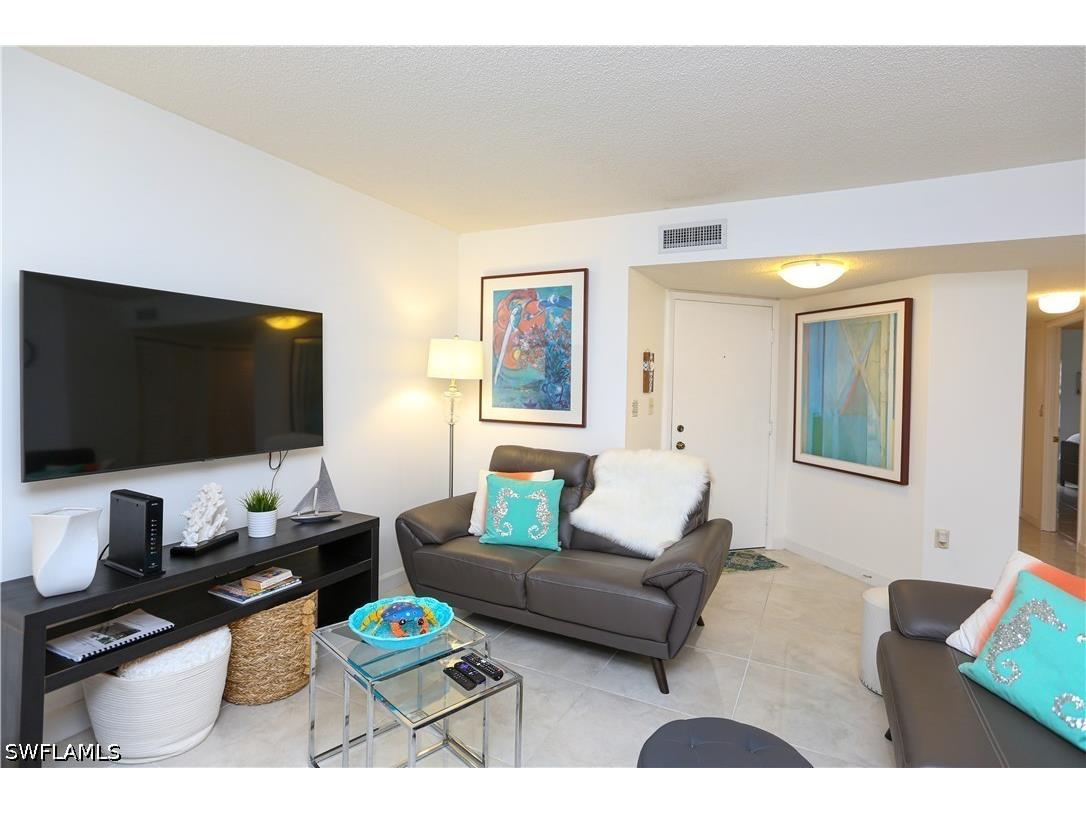 1522 Mainsail Drive #2 Naples FL 34114 226024275 image27