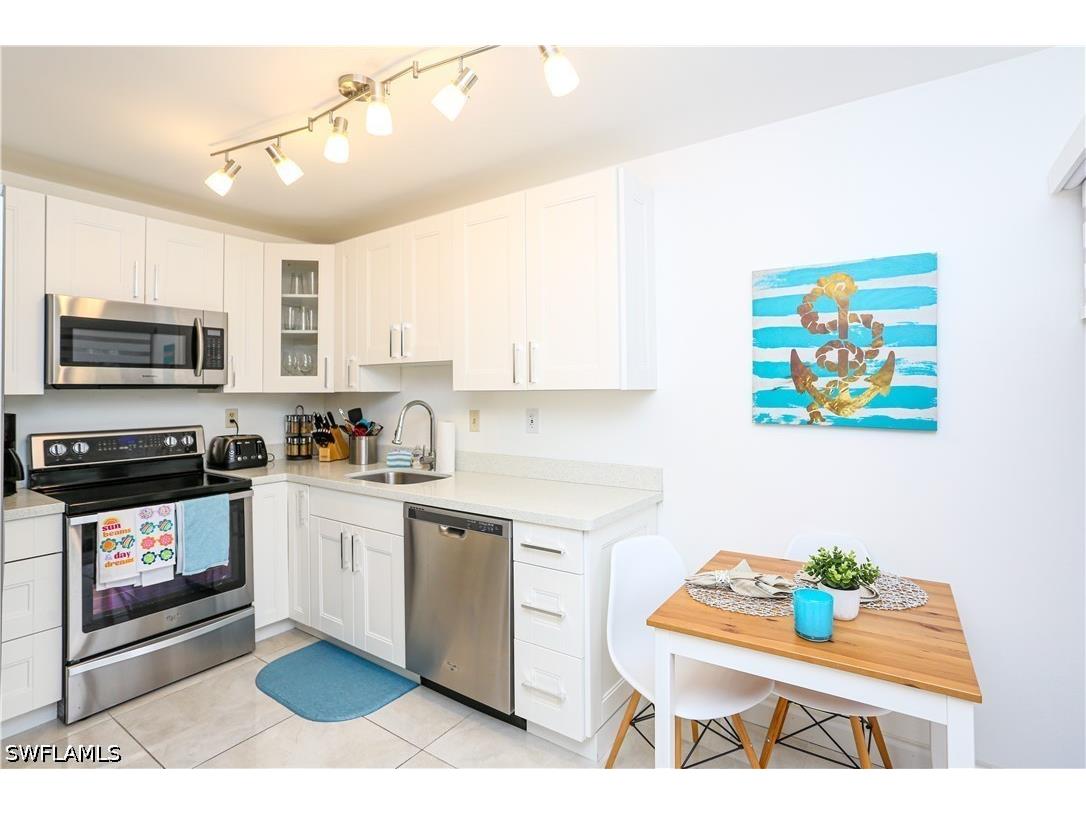1522 Mainsail Drive #2 Naples FL 34114 226024275 image34