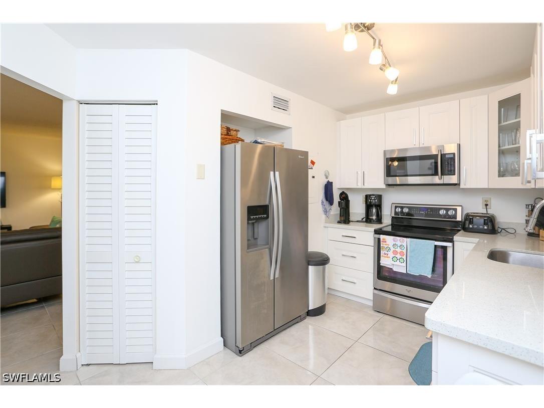 1522 Mainsail Drive #2 Naples FL 34114 226024275 image35