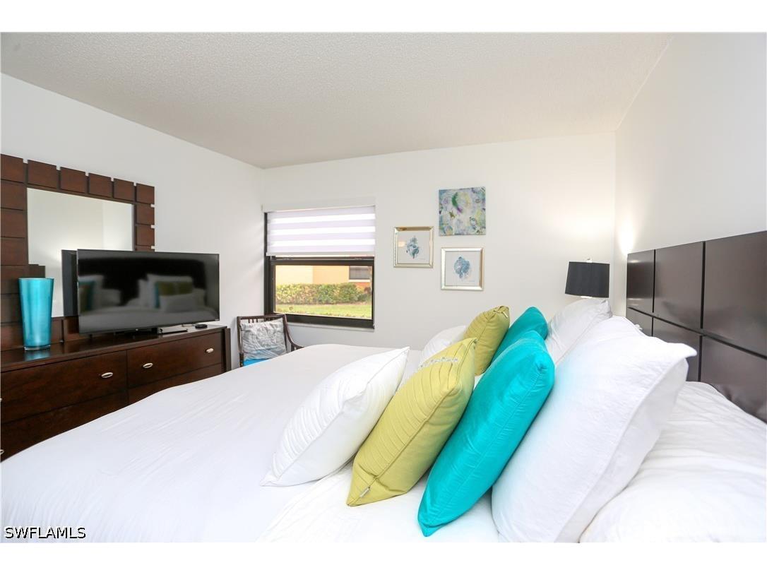 1522 Mainsail Drive #2 Naples FL 34114 226024275 image50