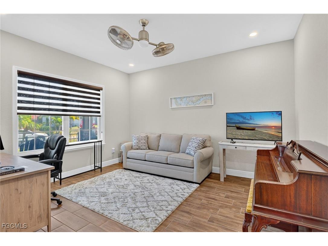 1522 NW 38th Avenue Cape Coral FL 33993 2025021176 image18