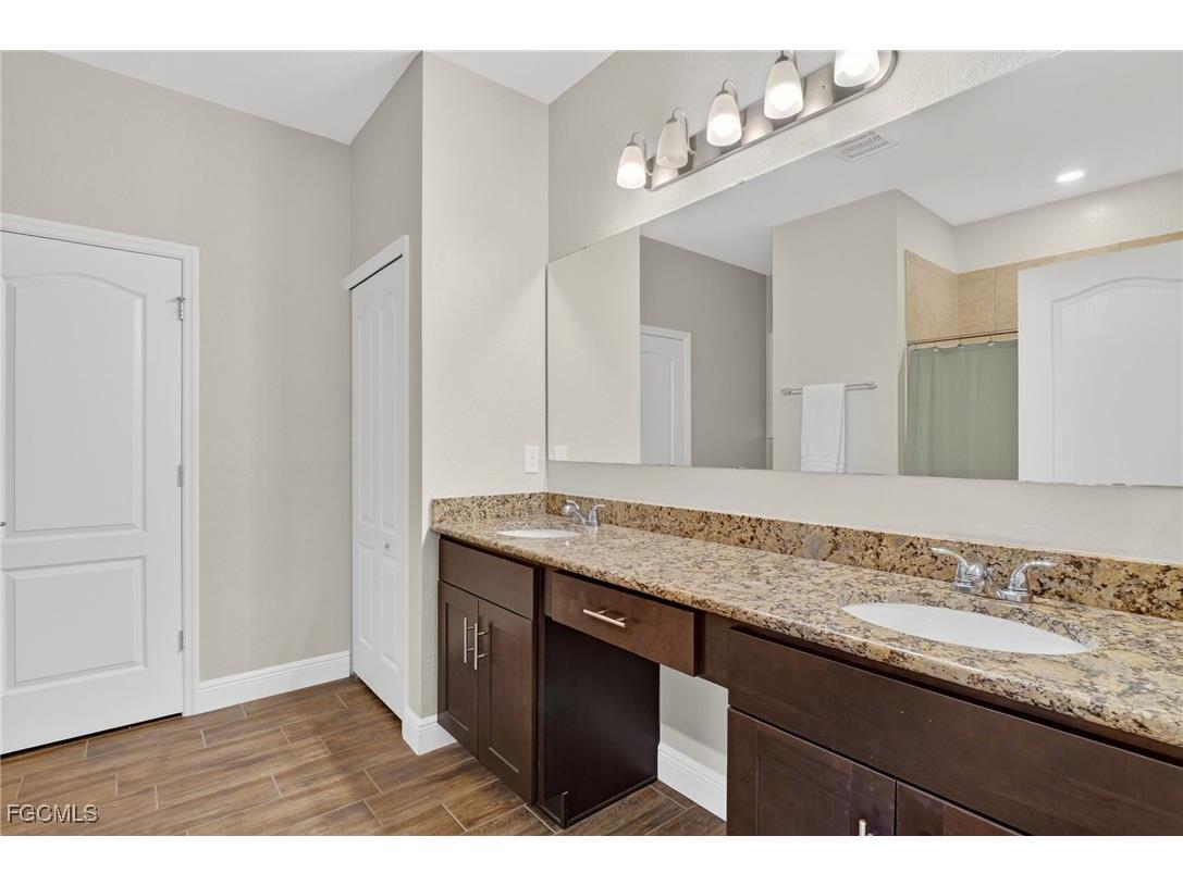 1522 NW 38th Avenue Cape Coral FL 33993 2025021176 image23