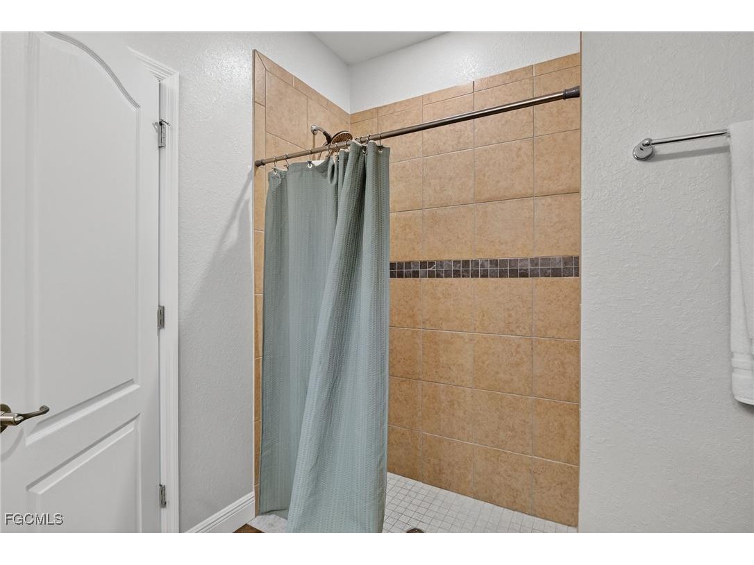 1522 NW 38th Avenue Cape Coral FL 33993 2025021176 image24