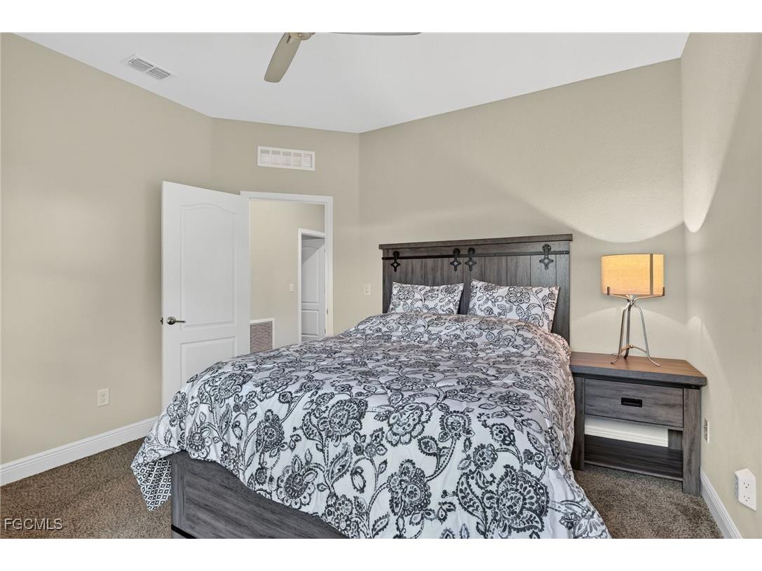 1522 NW 38th Avenue Cape Coral FL 33993 2025021176 image26