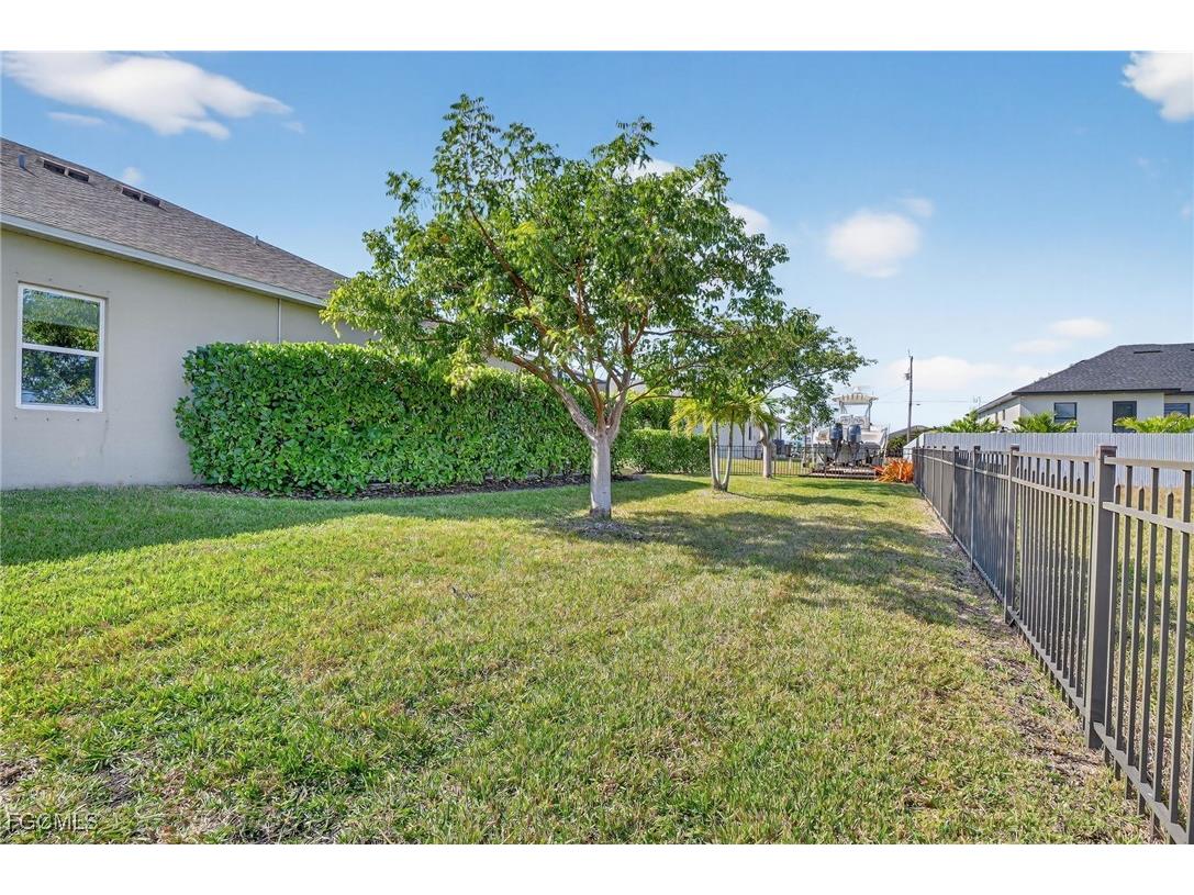 1522 NW 38th Avenue Cape Coral FL 33993 2025021176 image37
