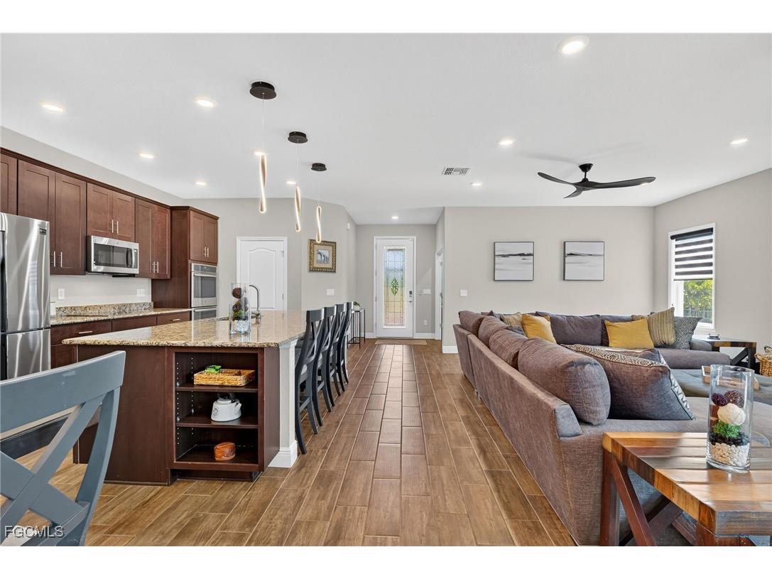 1522 NW 38th Avenue Cape Coral FL 33993 2025021176 image7