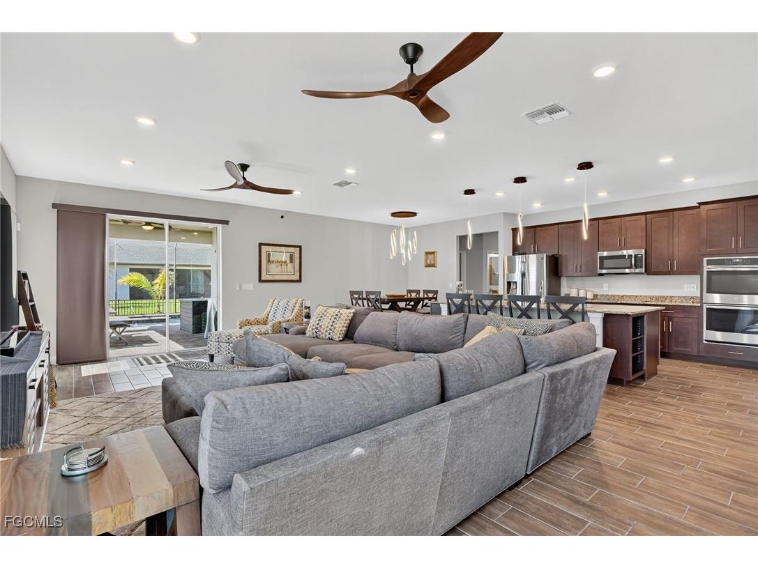 1522 NW 38th Avenue Cape Coral FL 33993 2025021176 image9