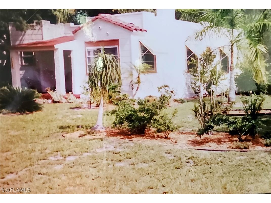 1522 Poinciana Avenue Fort Myers FL 33901 223076477 image1