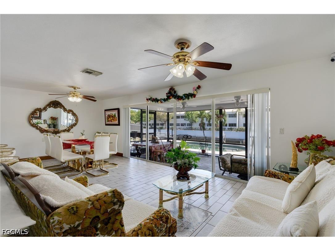 1522 Shelby Parkway Cape Coral FL 33904 2026019745 image2