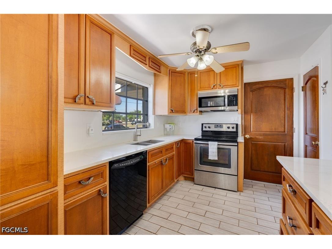 1522 Shelby Parkway Cape Coral FL 33904 2026019745 image9