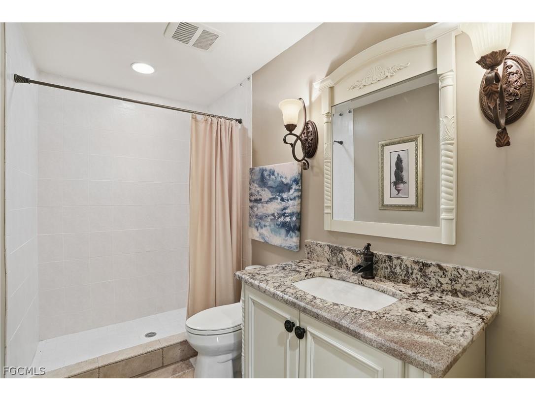 15220 Kilbirnie Drive Fort Myers FL 33912 2026006920 image32