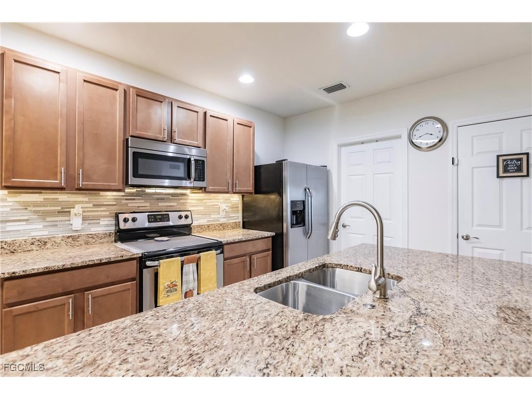 15228 Ligustrum Lane Alva FL 33920 2025013173 image13