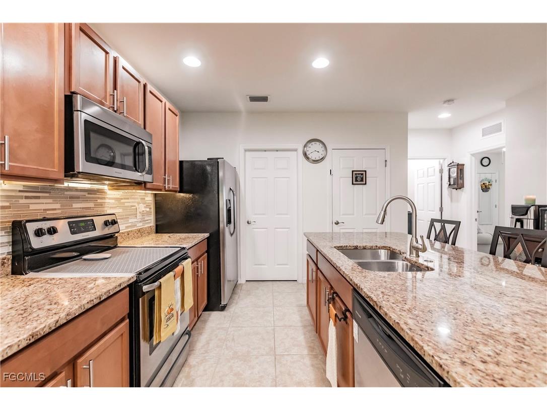 15228 Ligustrum Lane Alva FL 33920 2025013173 image15