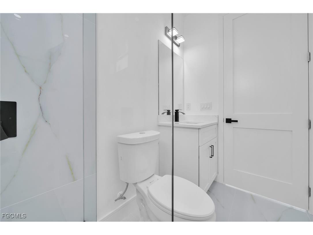 1523 NE 19th Avenue Cape Coral FL 33909 2025008230 image20