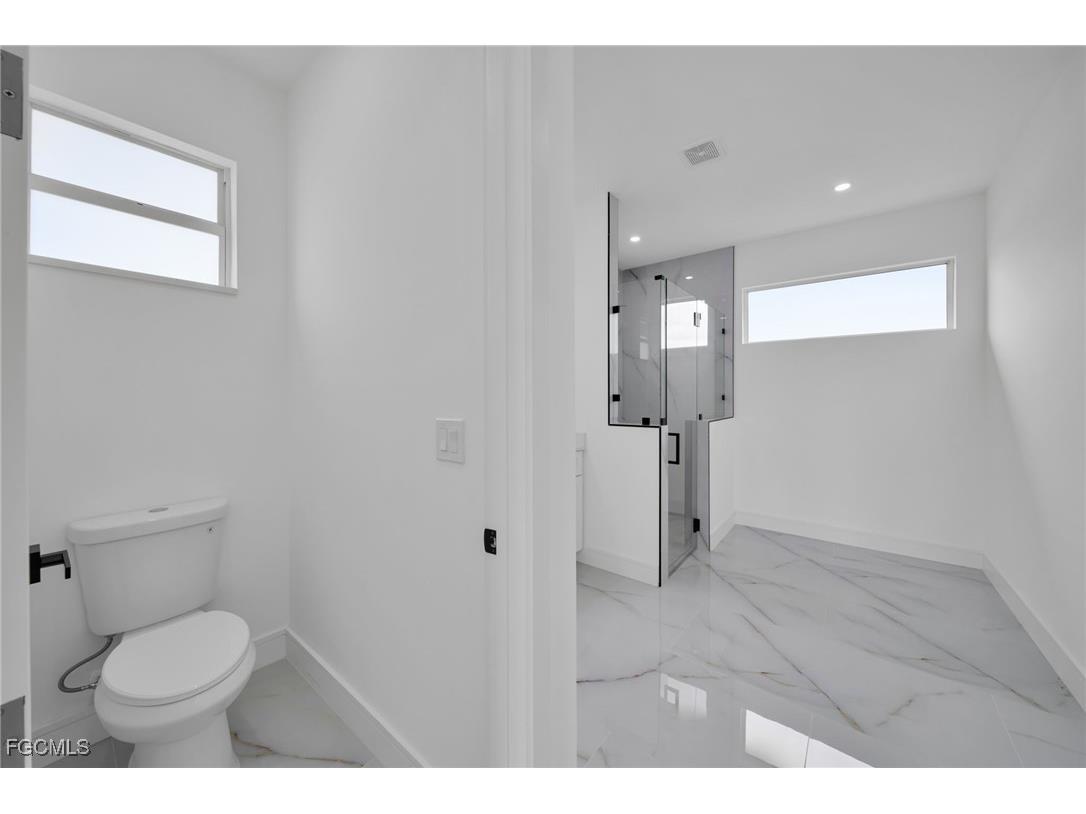 1523 NE 19th Avenue Cape Coral FL 33909 2025008230 image25