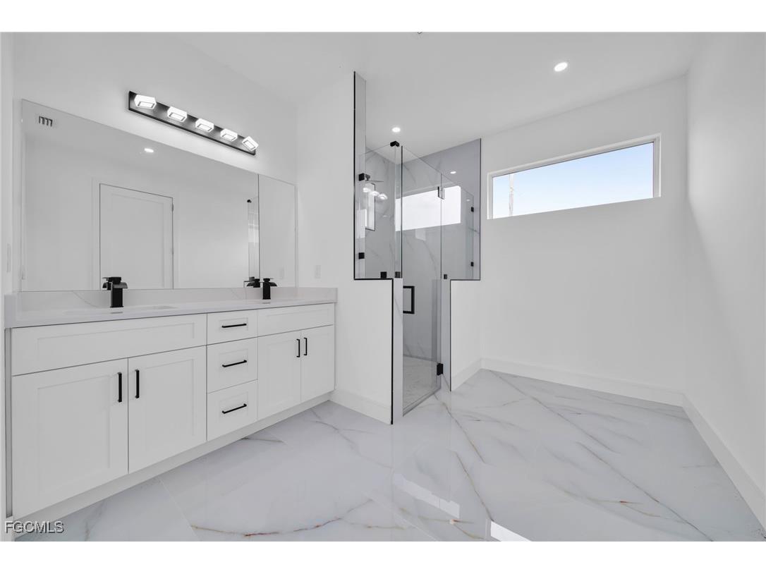 1523 NE 19th Avenue Cape Coral FL 33909 2025008230 image26