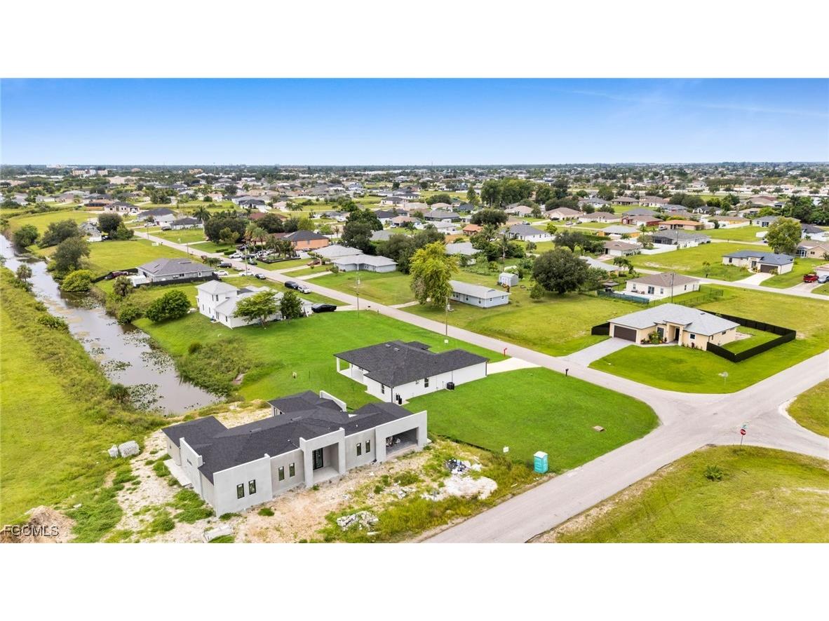 1523 NE 19th Avenue Cape Coral FL 33909 2025008230 image34