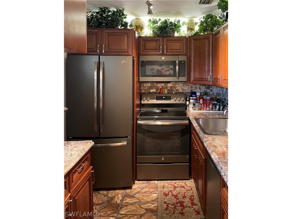 1523 Tropic Terrace North Fort Myers FL 33903 223000076 image1