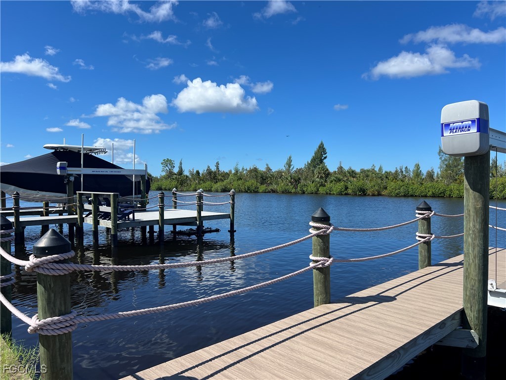 1524 NW 42nd Avenue Cape Coral FL 33993 2025011605 image2
