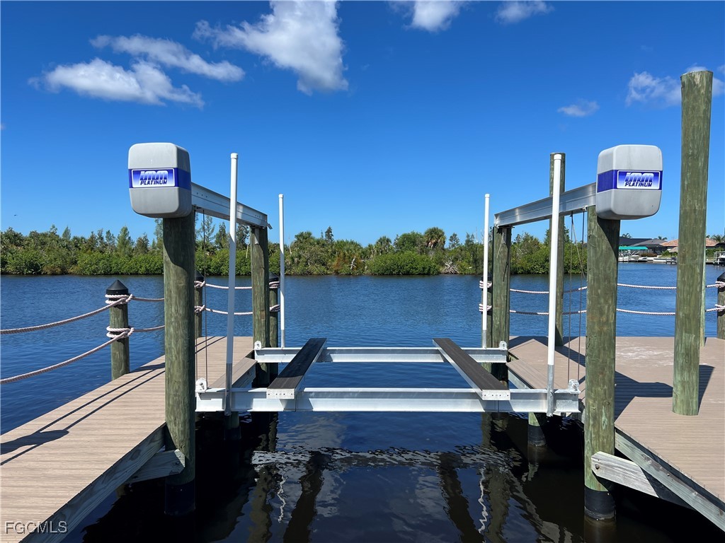 1524 NW 42nd Avenue Cape Coral FL 33993 2025011605 image3